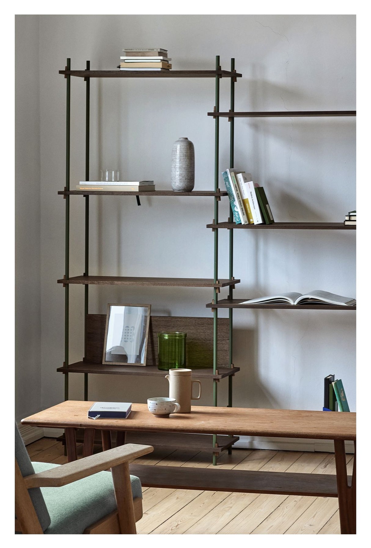 Shelving System, 2 fag, 9 hylder, H:200, Røget Eg/Grøn - Unoliving.com