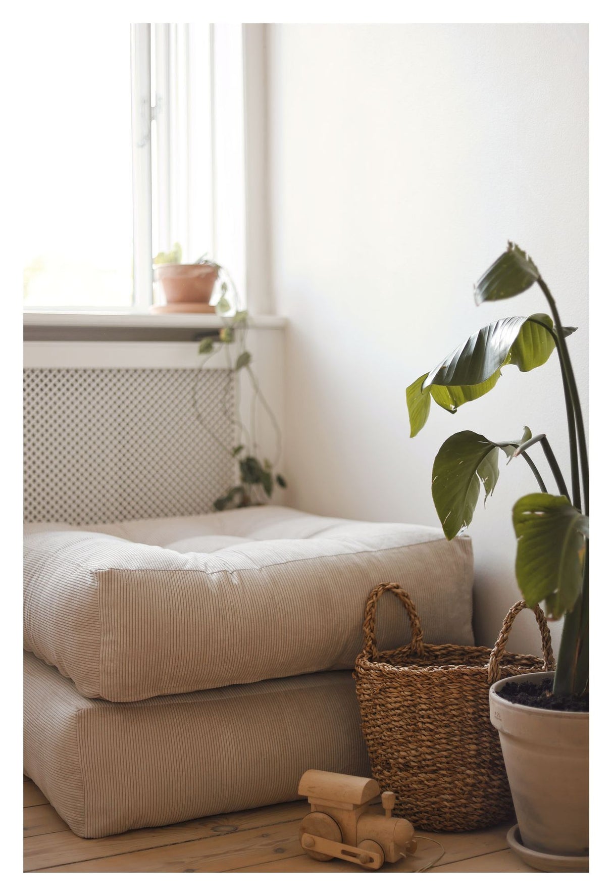 More Pouf, Linen - Unoliving.com