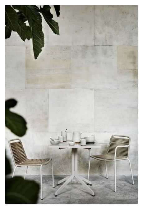 Alton Havebord - Simply Taupe Alu, 70x70 - UNOLIVING.COM