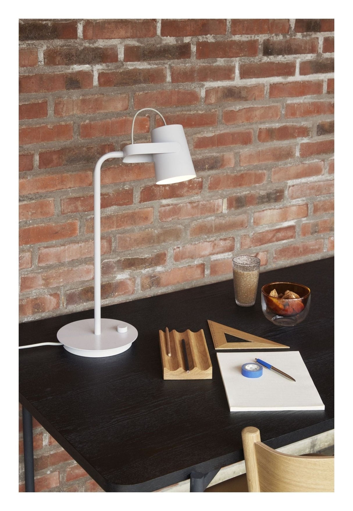 Ardent Bordlampe, Lysegrå - UNOLIVING.COM