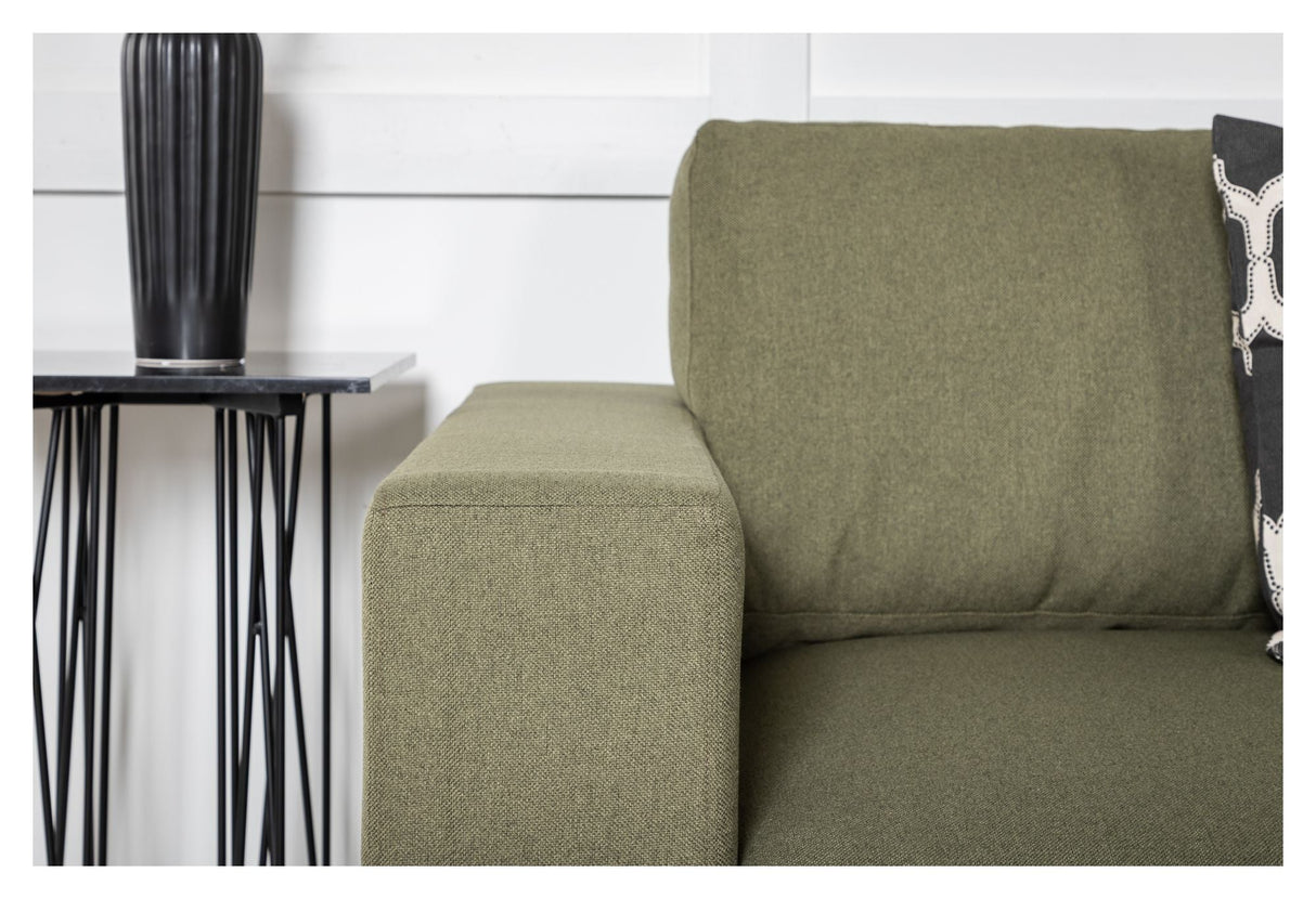 Bolero 3 - pers. Sofa, Dusty Green Stof m. sorte ben - UNOLIVING.COM