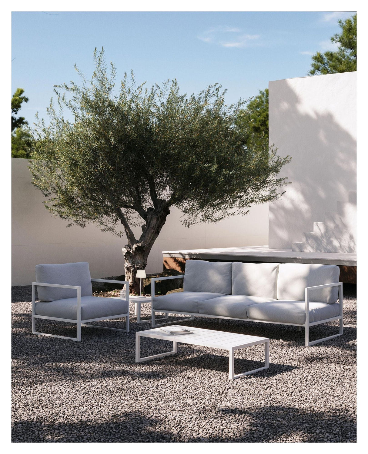 Comova Loungestol, Hvid/Hvid aluminium - UNOLIVING.COM