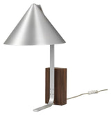 Cone Bordlampe, Børstet aluminium/Valnød - UNOLIVING.COM