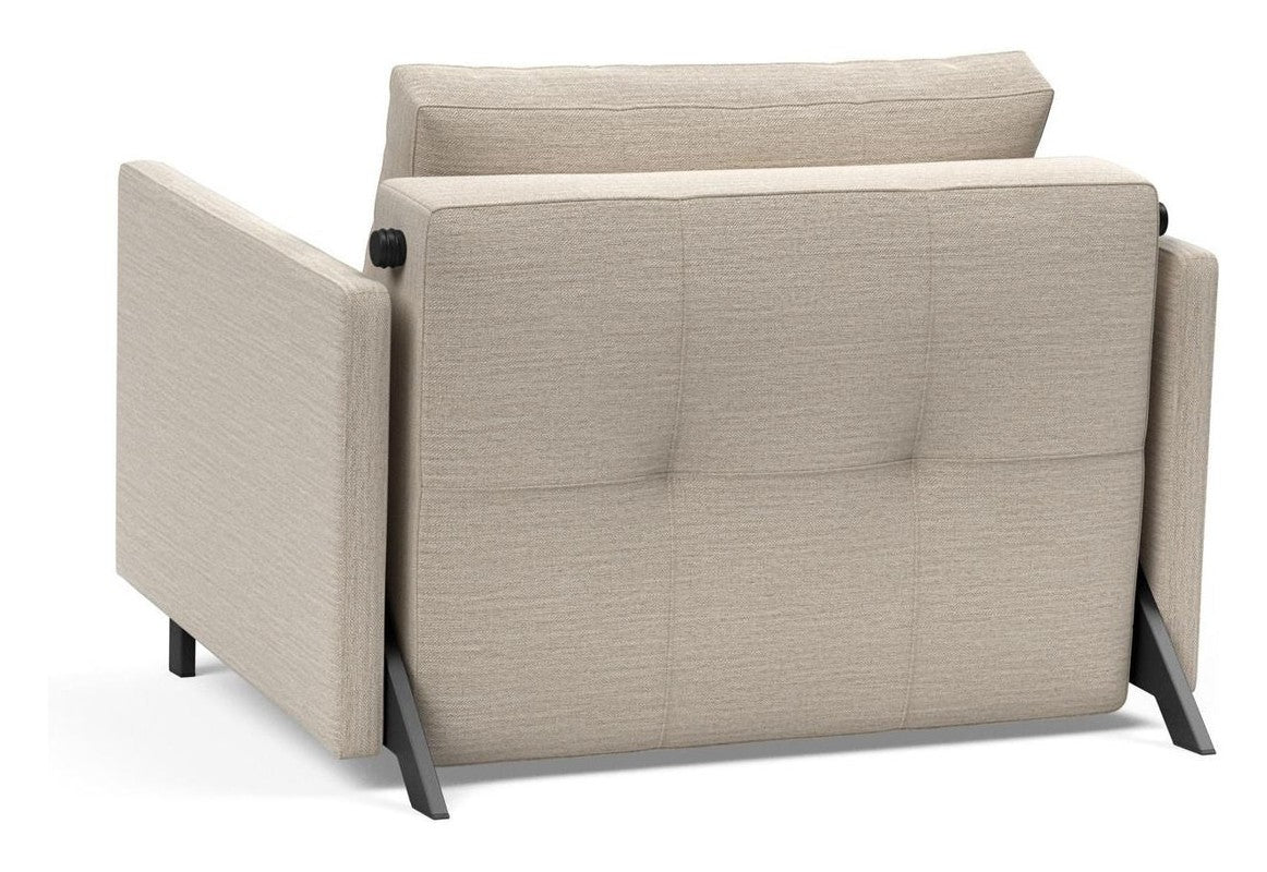 Cubed 90 Loungestol m. armlæn, Blida/Sand Grey - UNOLIVING.COM