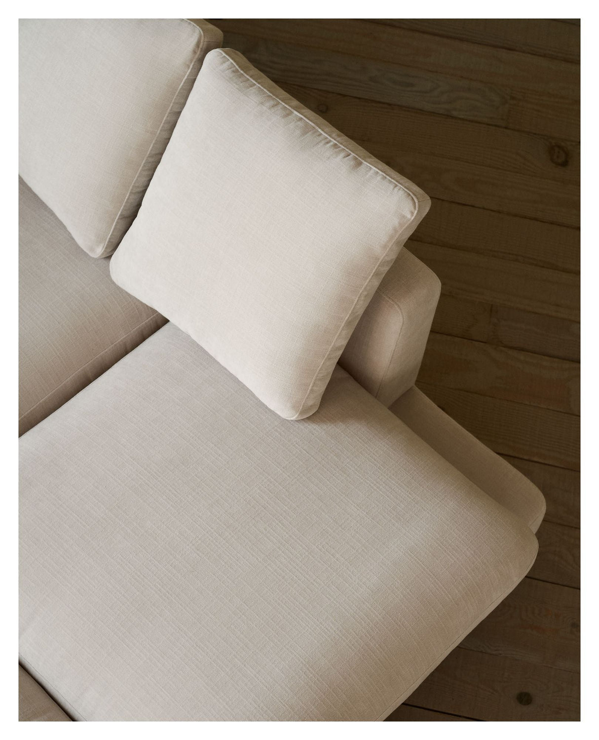 Gala 3-pers. sofa m. dobbelt chaiselong, Beige Chenillestof - Unoliving.com