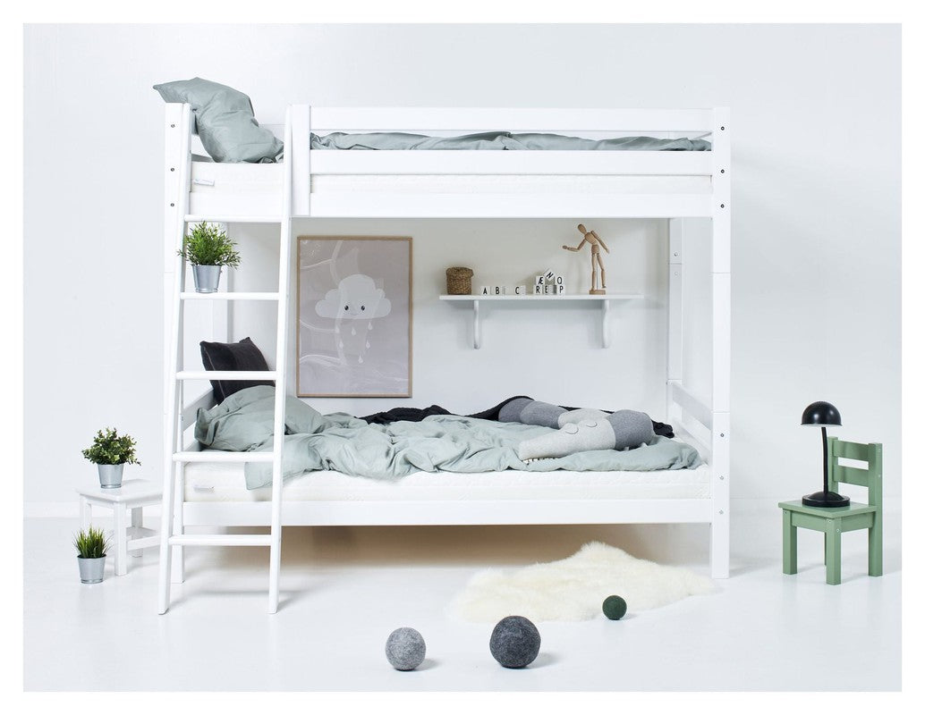 Hoppekids ECO Luxury Køjeseng m. skrå stige 120x200 - Hvid - Unoliving.com