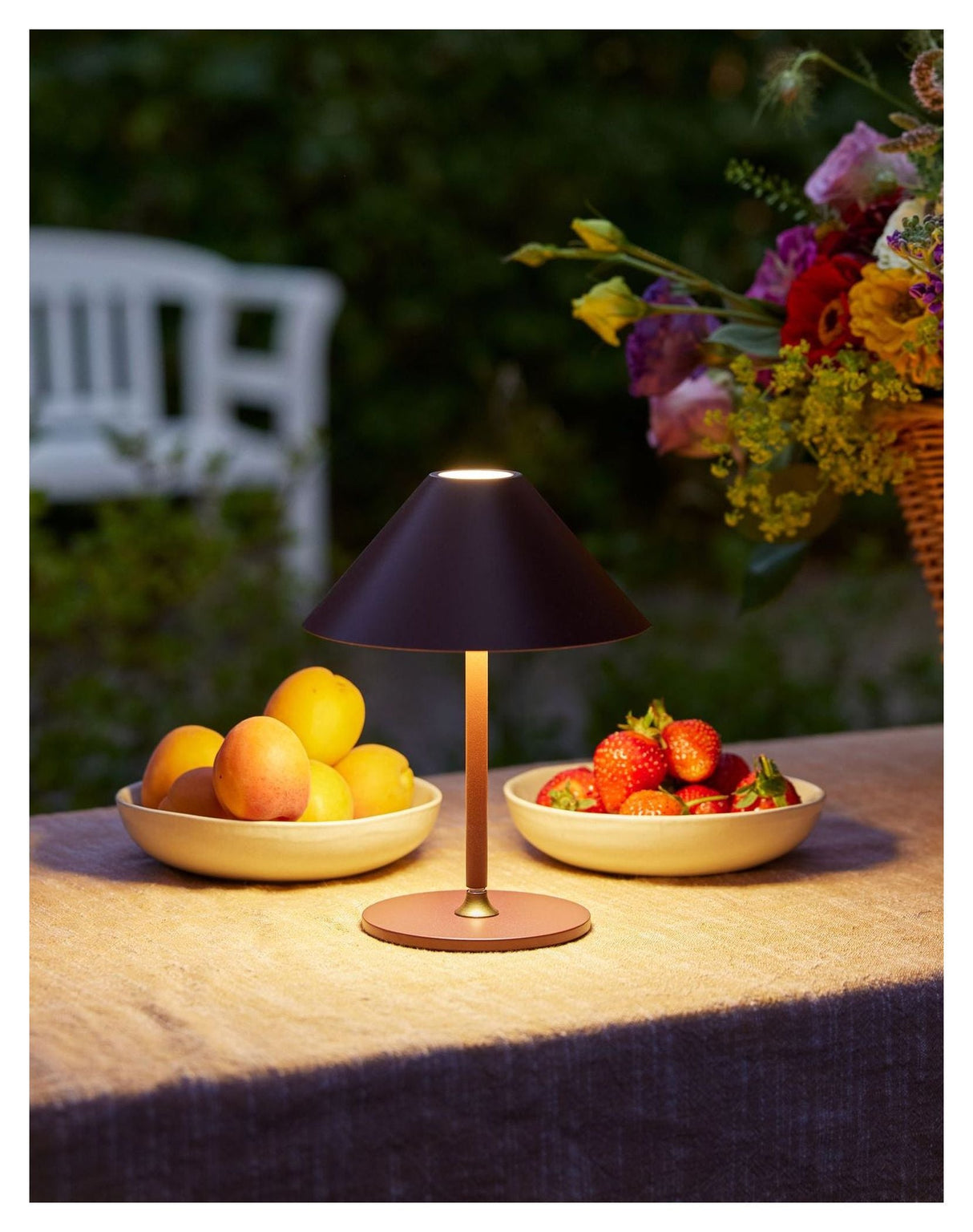 Hygge Bordlampe Ø19 Batteri, Maroon - Unoliving.com