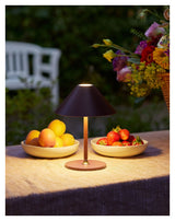 Hygge Bordlampe Ø19 Batteri, Maroon - Unoliving.com