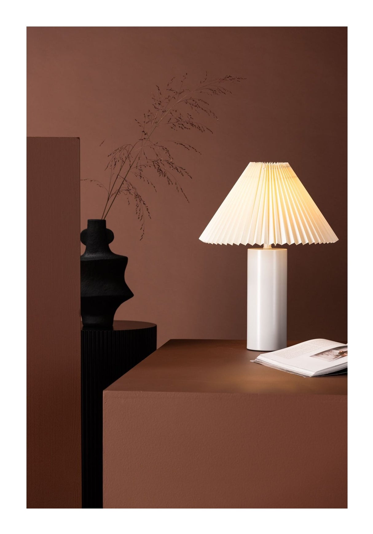 Largin Bordlampe, Jern, Light Grå - Unoliving.com