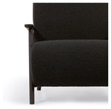 Meghan Loungestol, Sort lammeskinds-look/Wenge ask - Unoliving.com