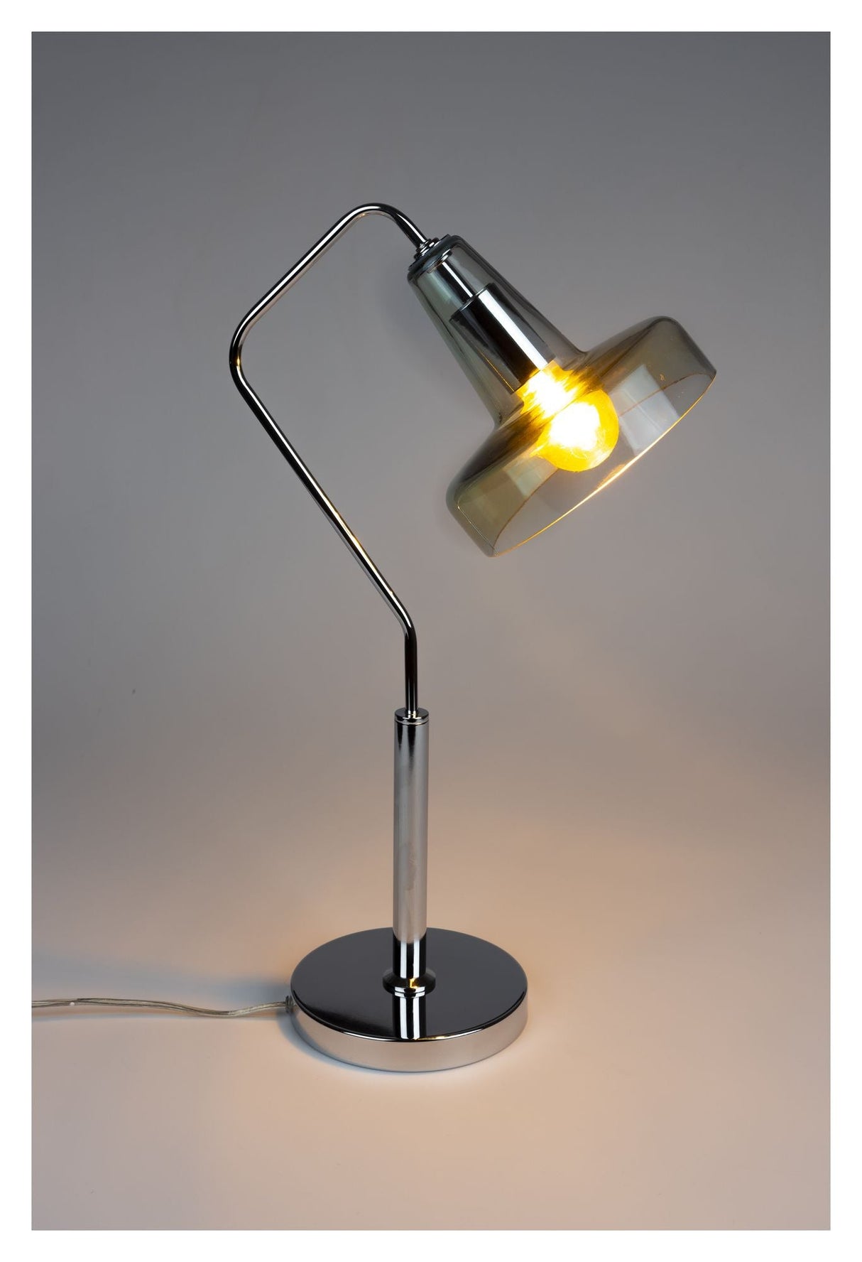 Nixon Bordlampe m. Grøn glasskærm - Unoliving.com