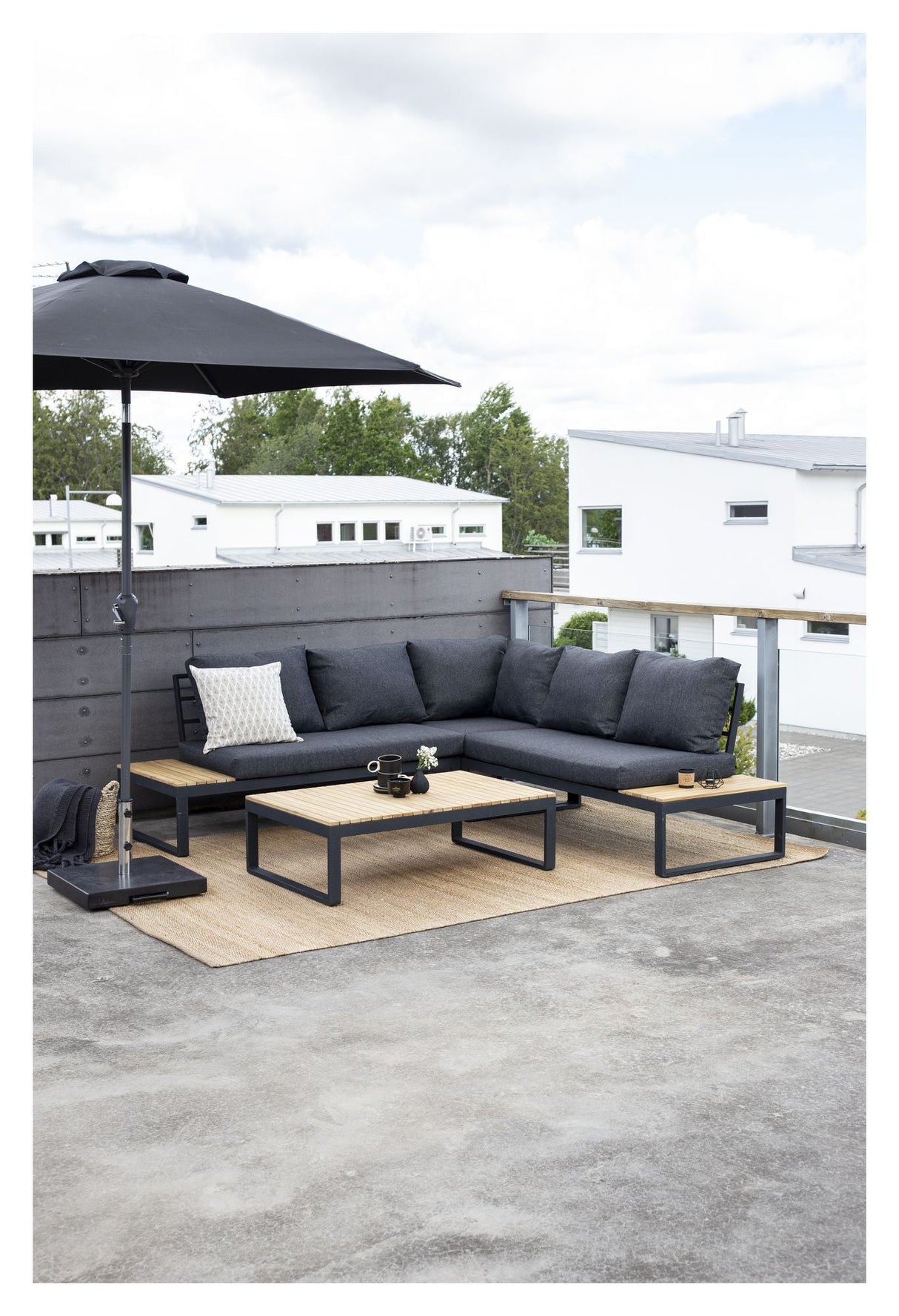 Panama Loungesofa m. bord, Sort Alu/Acacie/Grå Hynde - Unoliving.com