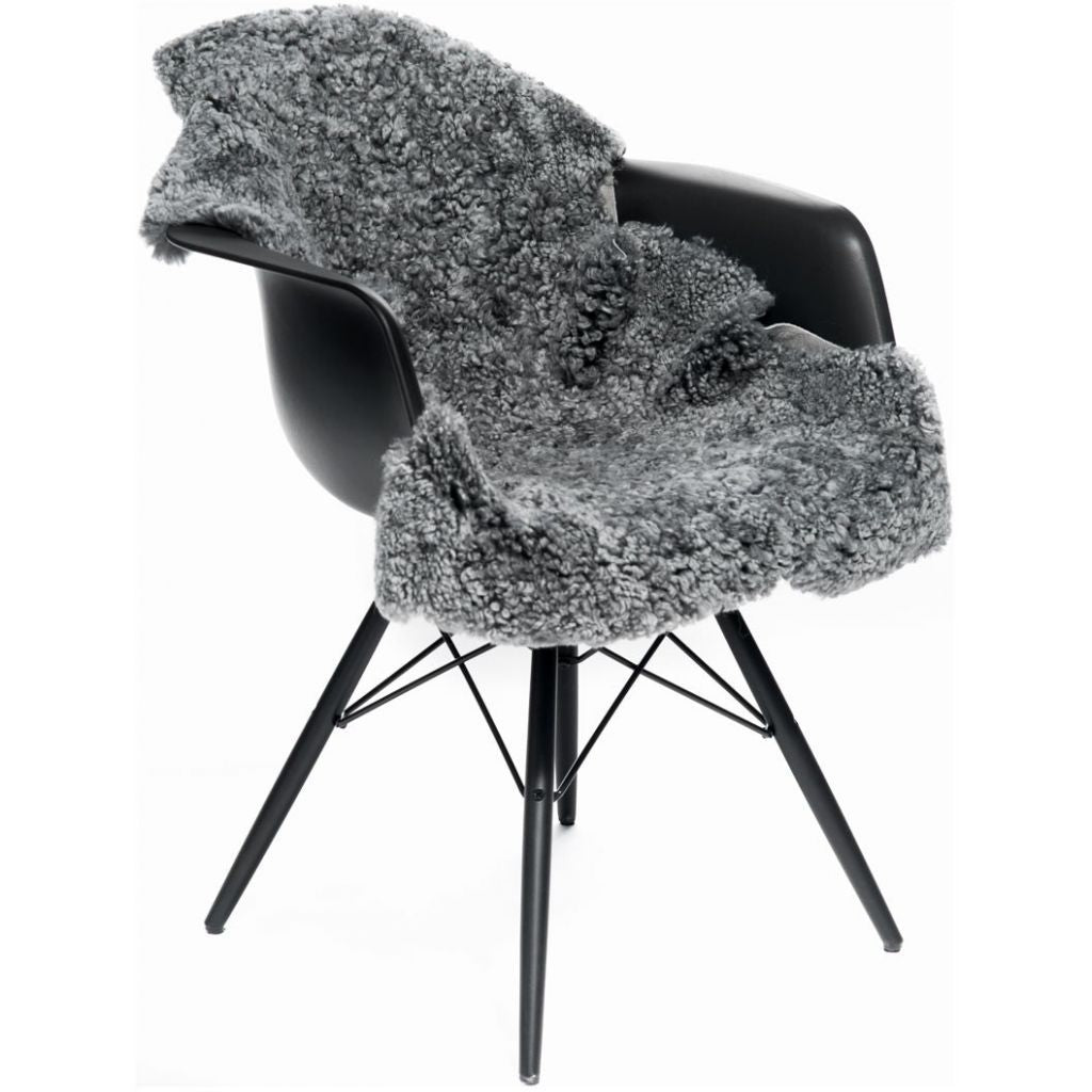 Premium kort krøllet Lammeskind fra NZ 115 - Light Grey snowtop - Unoliving.com