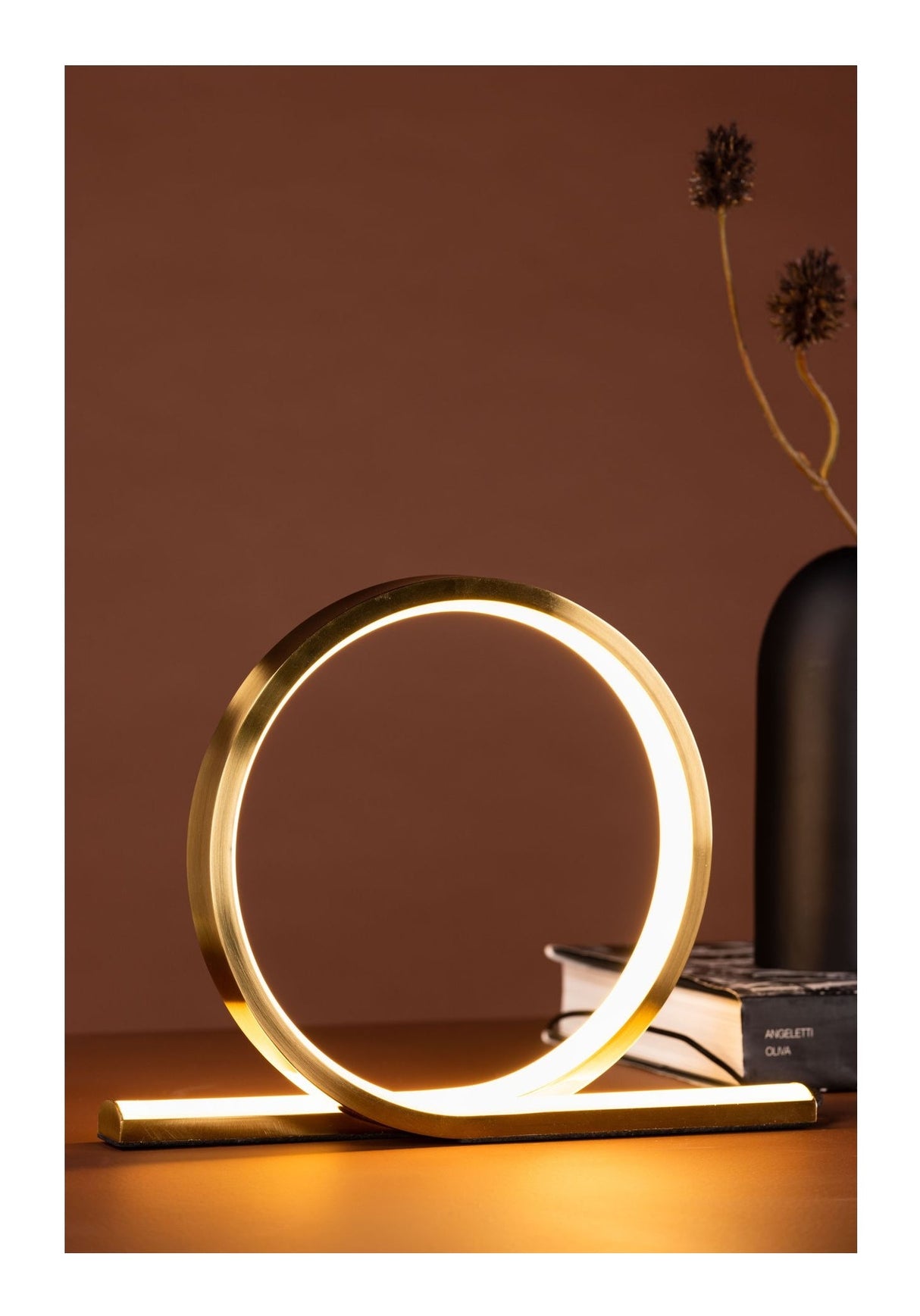 Saunier Bordlampe, Aluminum, Gold - Unoliving.com