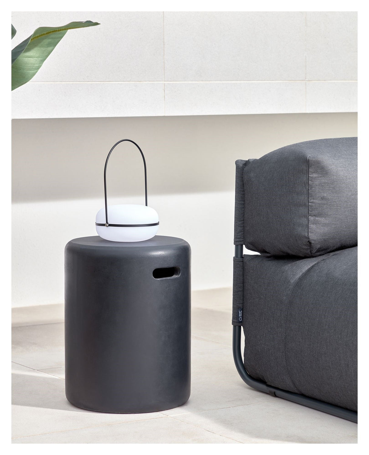 Tea Outdoor Bordlampe, Polythene/Sort metal - Unoliving.com