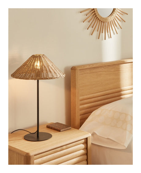 Urania Bordlampe m. sort finish, Rattan og metal - Unoliving.com