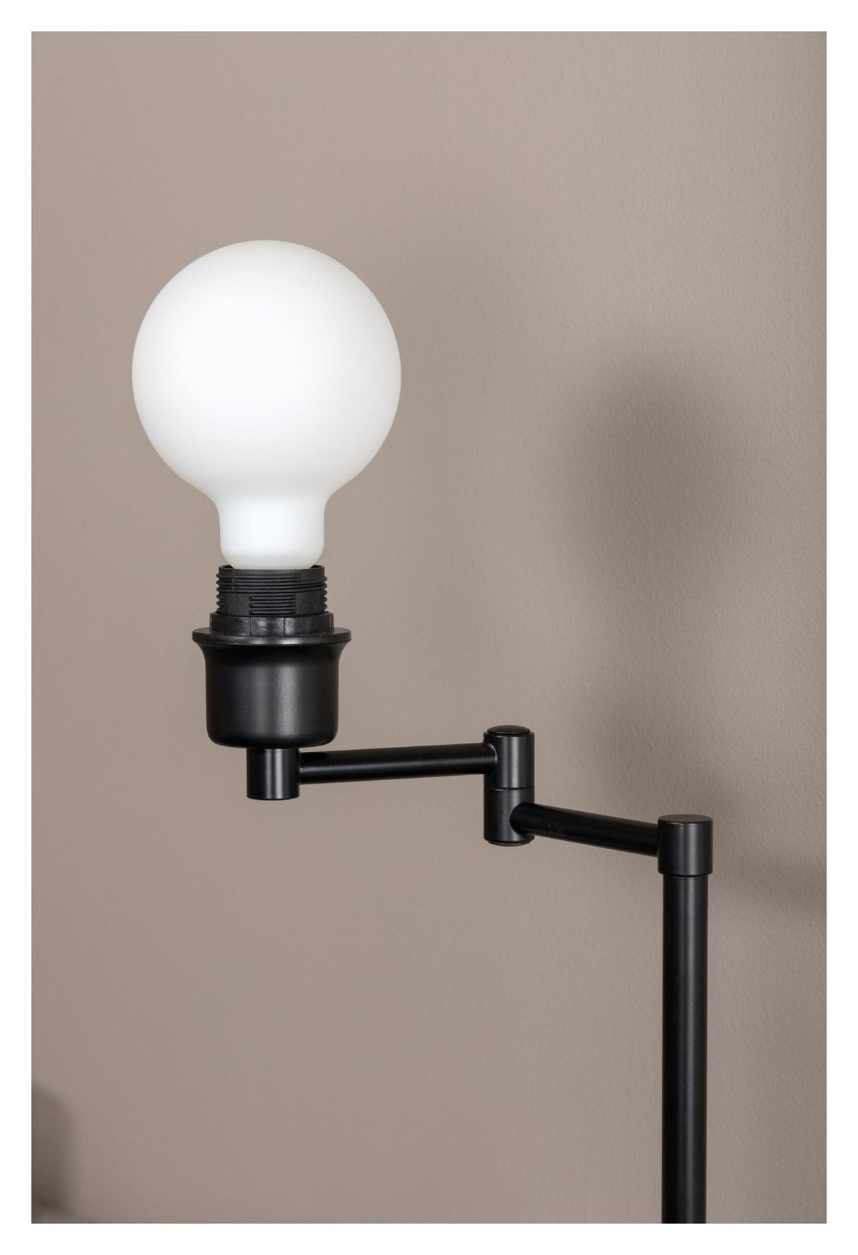 Virro Bordlampe, Sort - Unoliving.com