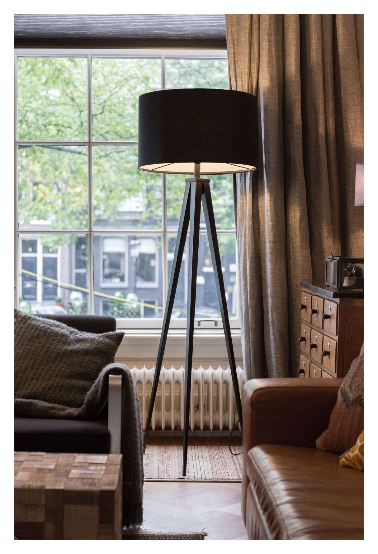 Zuiver Tripod Gulvlampe - Sort - Unoliving.com