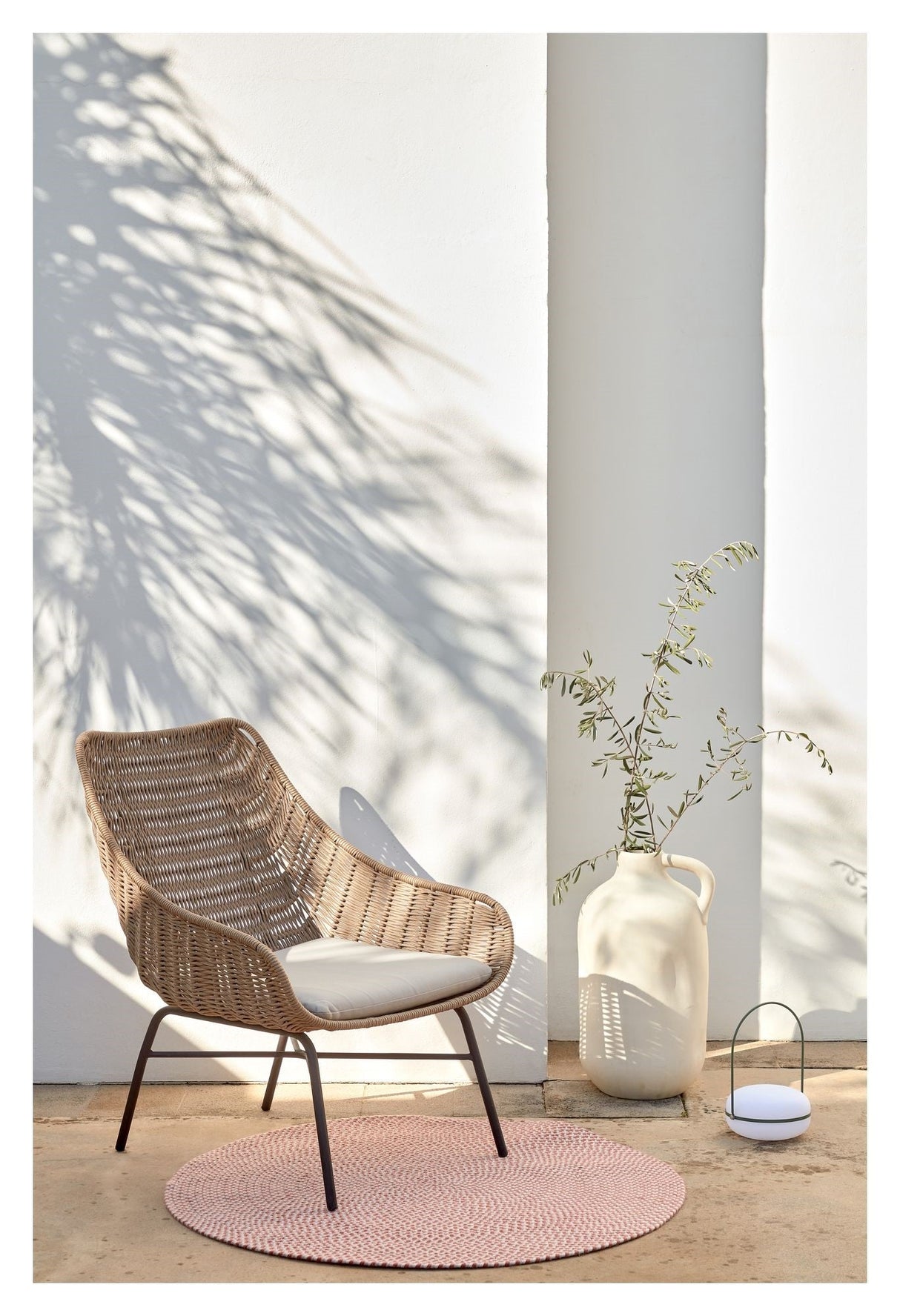 Abeli Loungestol, Beige - UNOLIVING.COM