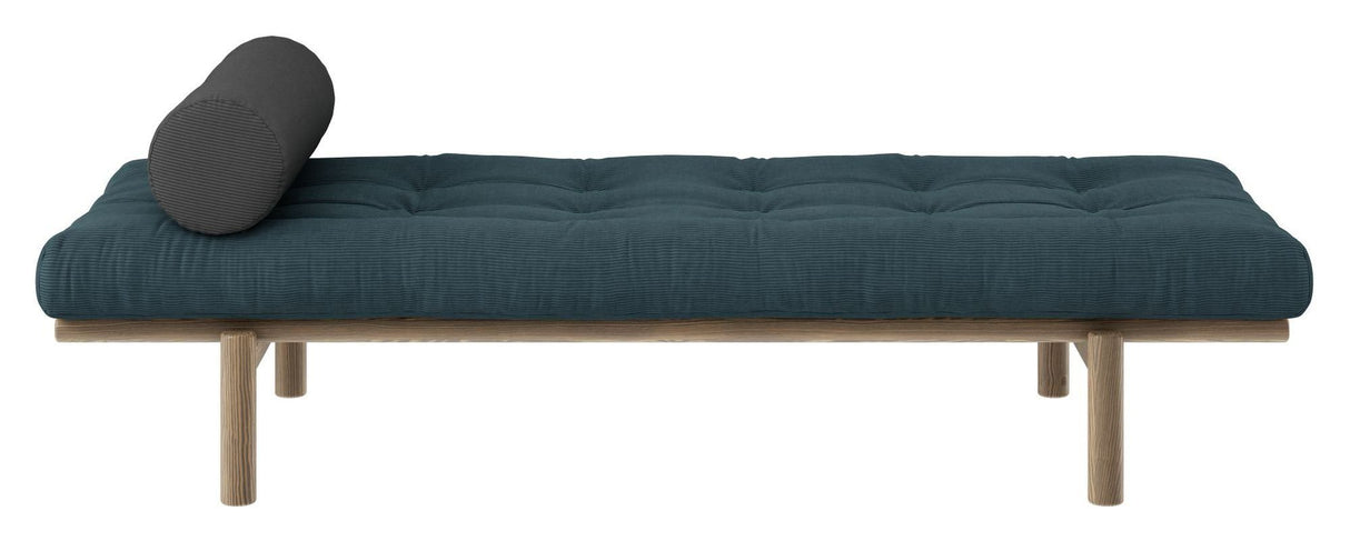 Next Daybed Sovesofa, Brun lakeret fyrretræ, Pale Blue fløjl - Unoliving.com