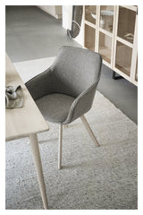 Alison, spisebordsstol m/armlæn - mørk beige/lys eg - UNOLIVING.COM