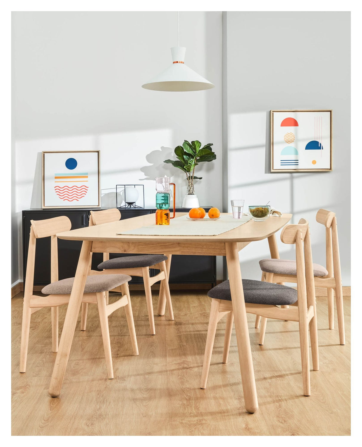 Batilde Spisebord Lystræ, 70x140 - UNOLIVING.COM