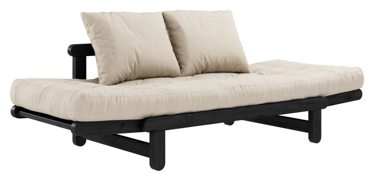 Beat Sovesofa, Sort lakeret, Fyrretræ/Beige - UNOLIVING.COM