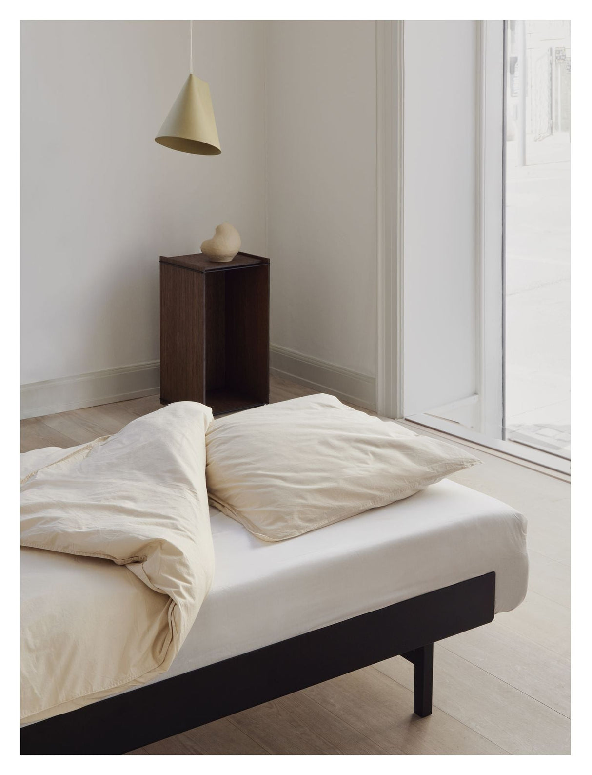 Bed Sengeramme, 90x200, Sort - UNOLIVING.COM