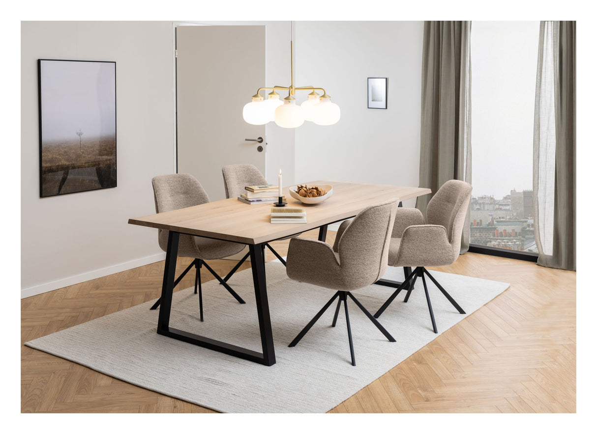 Gilleleje Spisebord, Hvidpig. Olieret vild egefiner, 220x100 - Unoliving.com