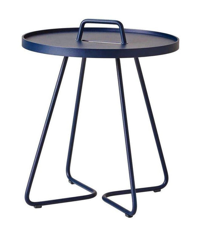 Cane - line On - the - move Sidebord, Midnight blue - UNOLIVING.COM