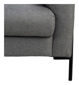 Conley 2 - pers. sofa,Lysegrå, sorte metal vinkelben - UNOLIVING.COM