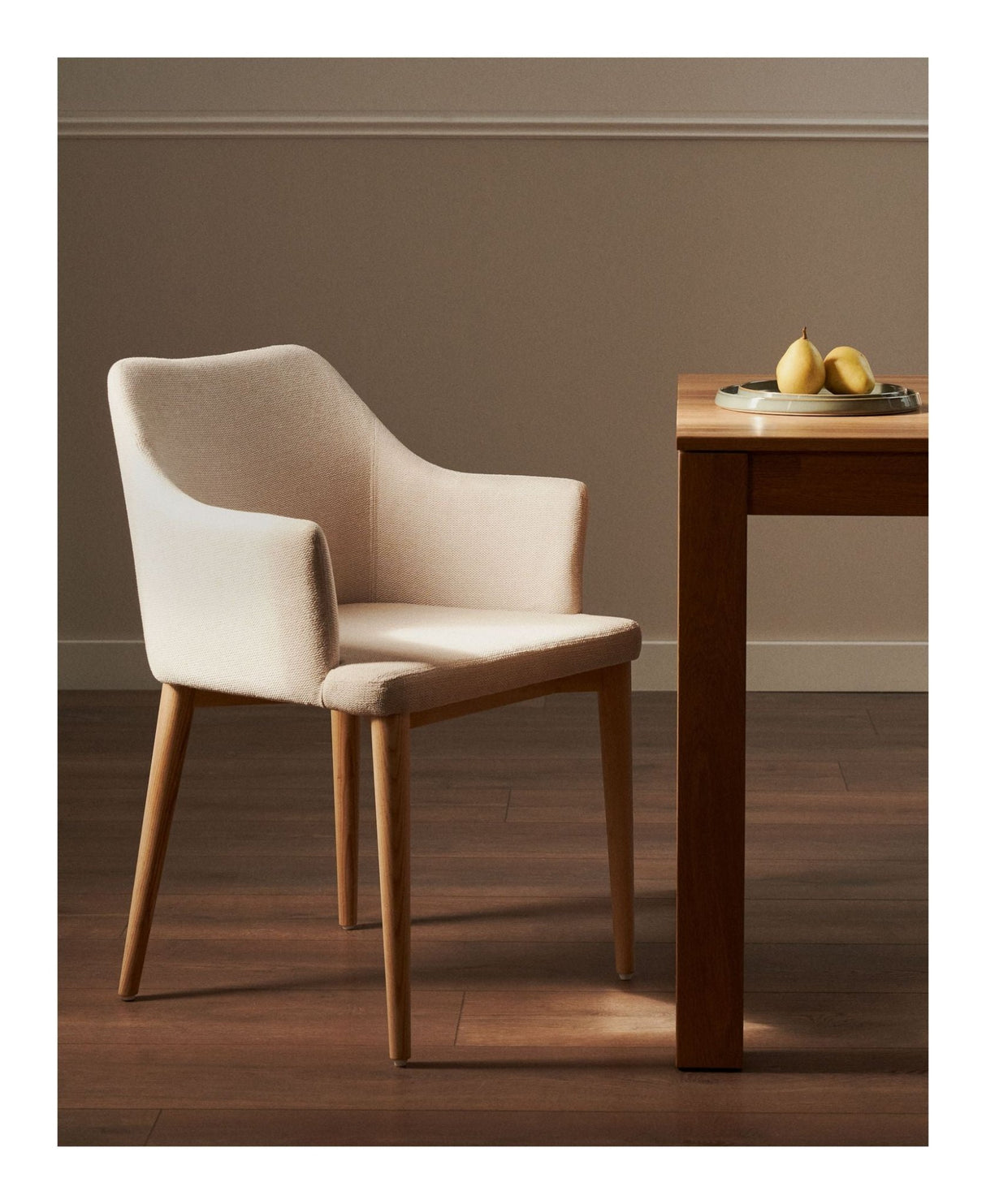 Croft Spisebordsstol, Beige - UNOLIVING.COM