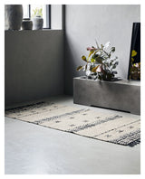 Cros Tæppe 200x90 - Sand - UNOLIVING.COM