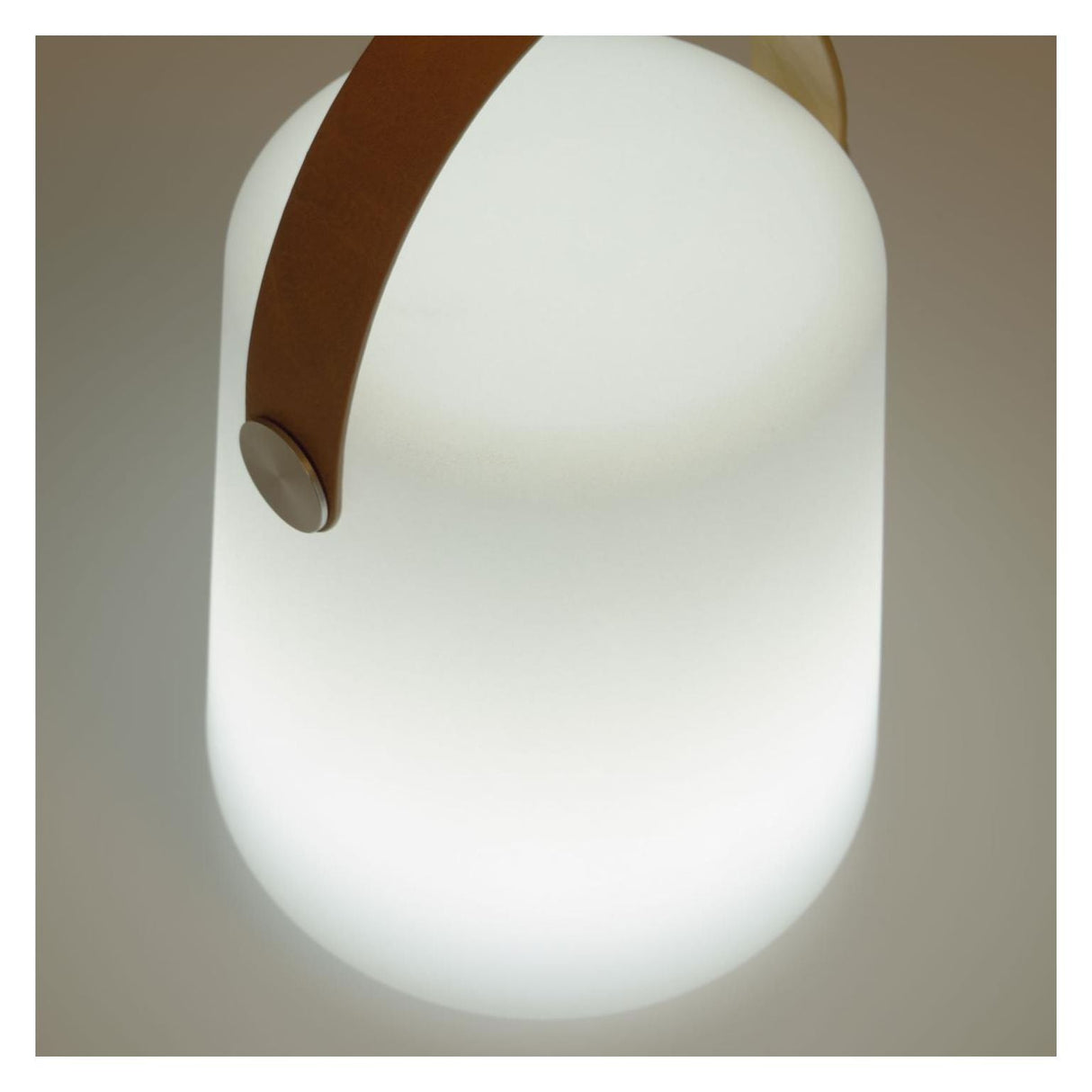 Dialma LED Lampe m. strop Hvid Plast - UNOLIVING.COM