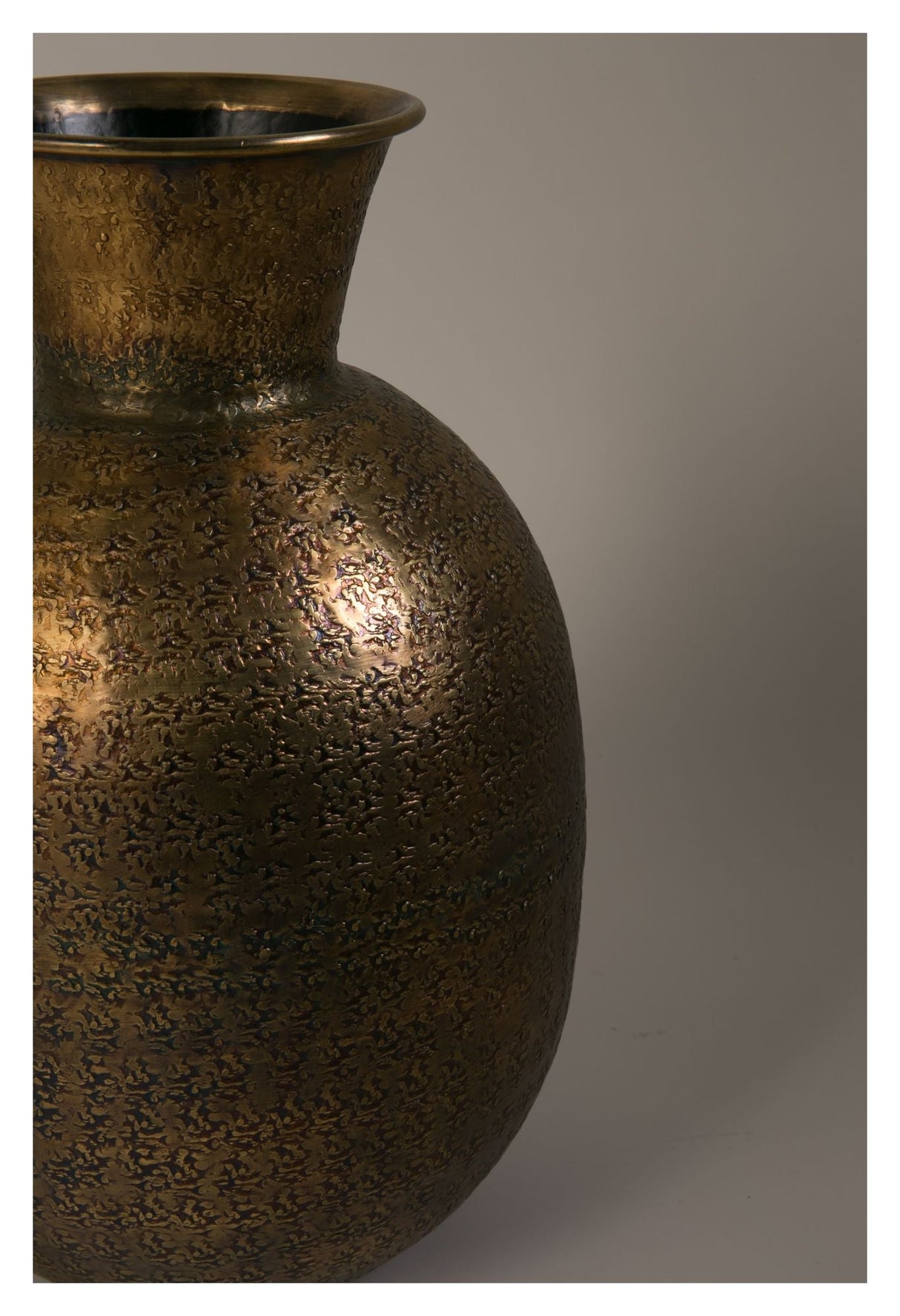 Dutchbone Bahir Vase Guld - UNOLIVING.COM