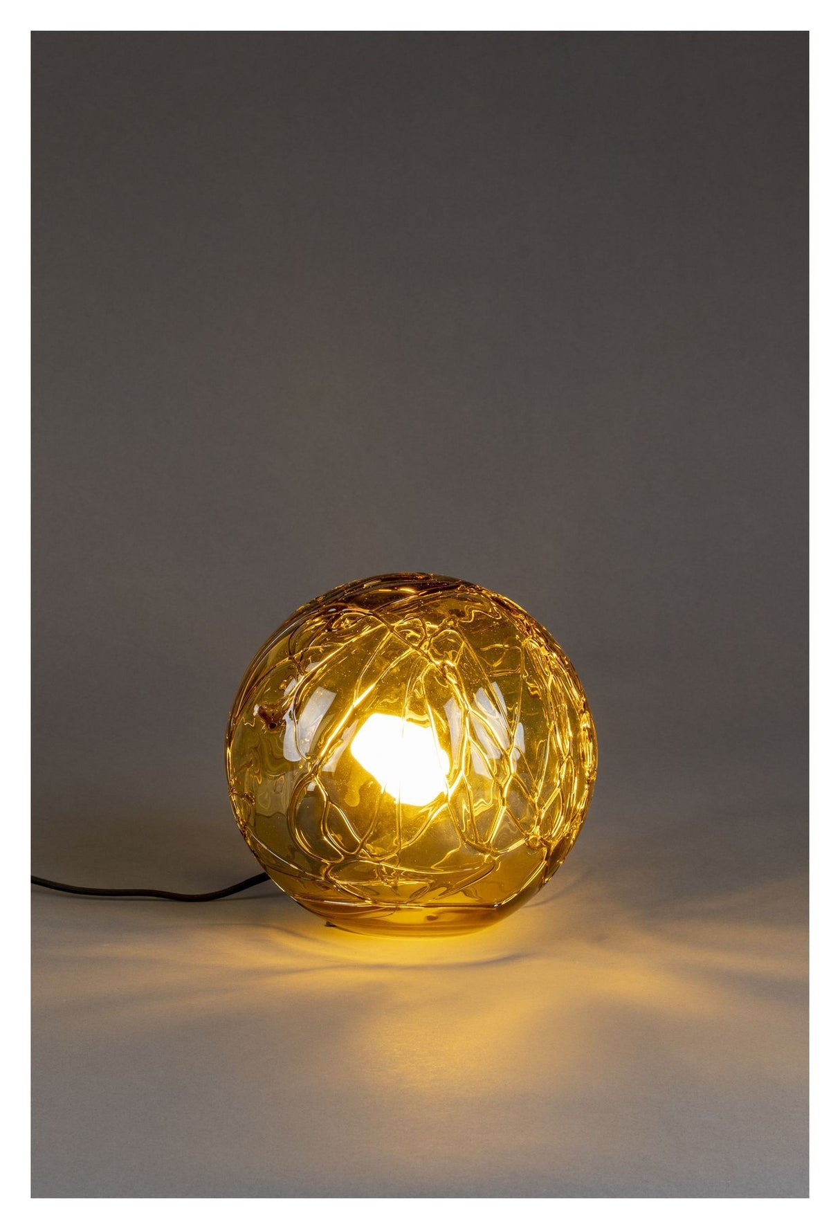 Dutchbone Lune 25 Bordlampe - Amber Glas - Unoliving.com