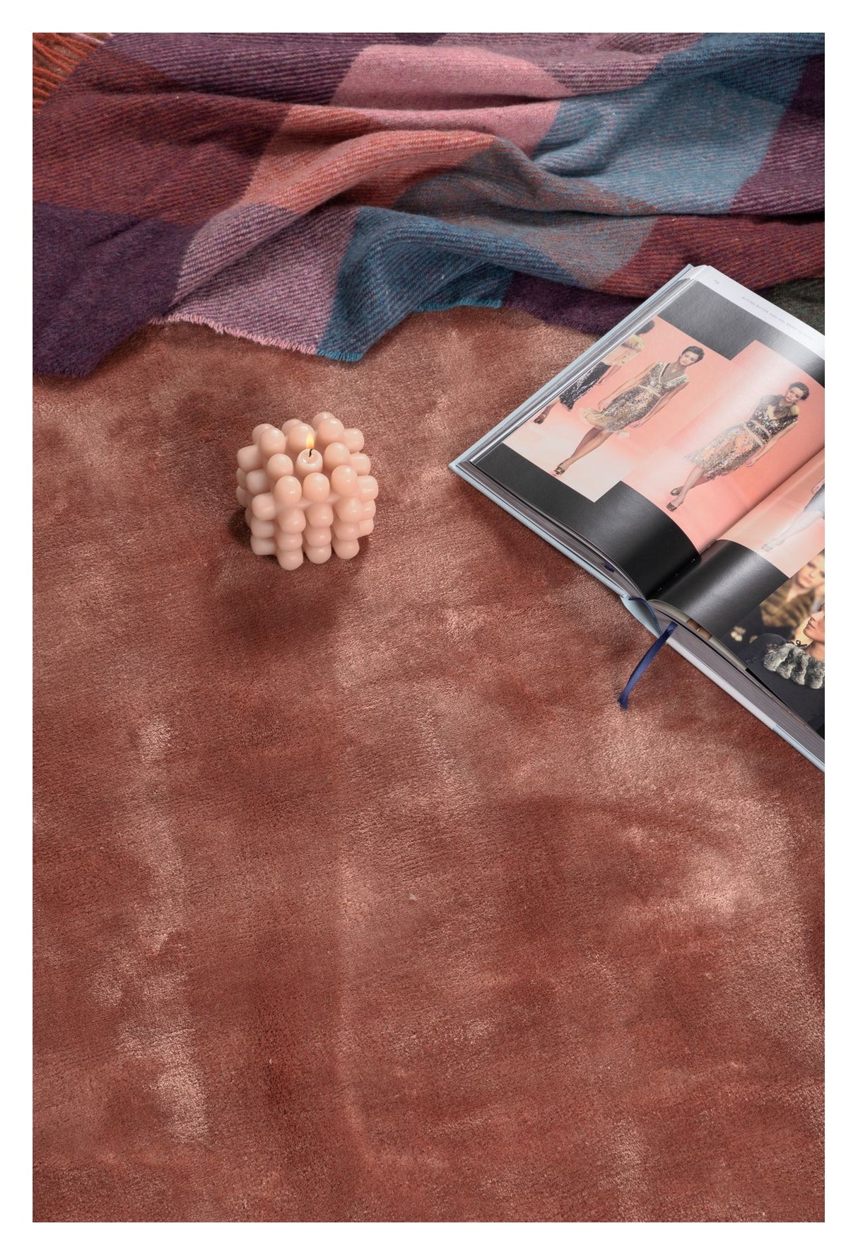 Indra Viscose Tæppe Ø200 - Dusty pink - Unoliving.com