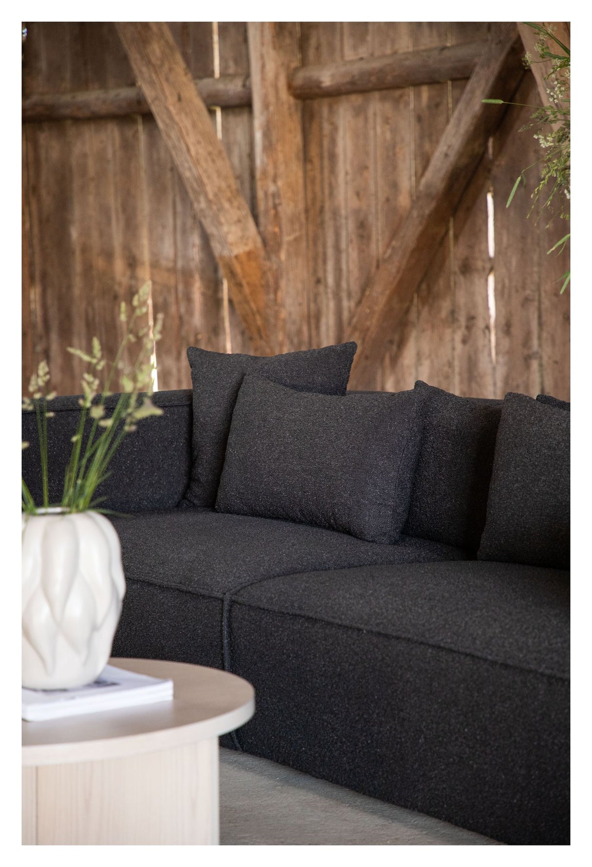 Gillholmen 3-pers sofa - Sort boucle - Unoliving.com