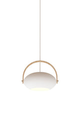 Halo Design D.C pendel Ø26, Hvid m/ egetræ 250cm cable - Unoliving.com