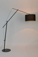 homii Tokio Gulvlampe, Sort, H210 - Unoliving.com