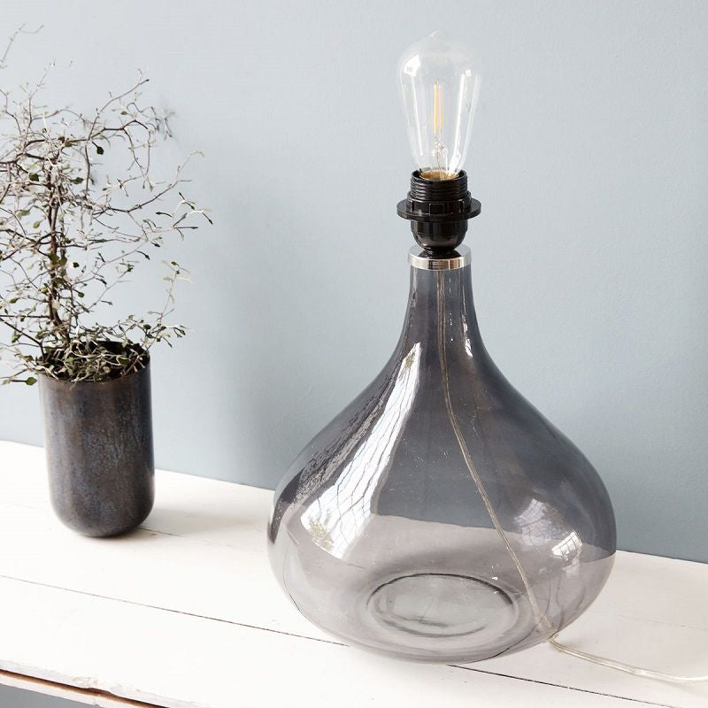 House Doctor MED Bordlampe i grå glas - Unoliving.com