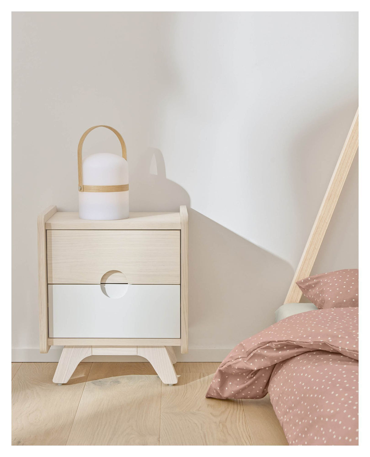 Nunila Kids Sengebord MDF/Askefiner - Unoliving.com