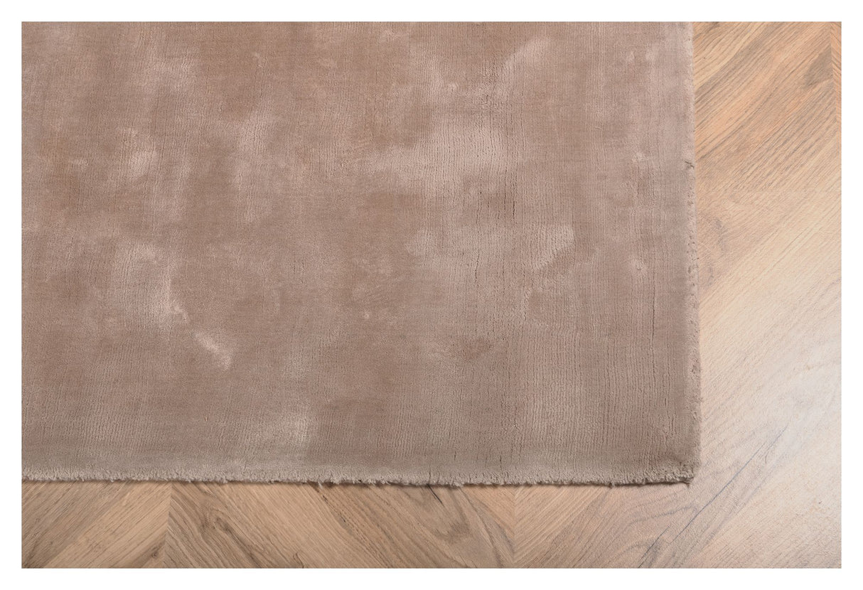 Indra Viscose tæppe, 171x242, Beige - Unoliving.com