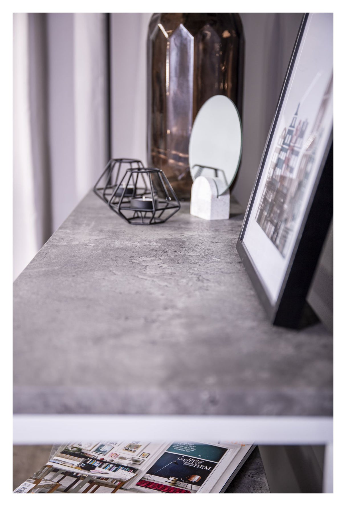 Rise Sidebord Double - Beton-look/Hvid, 110x30 - Unoliving.com