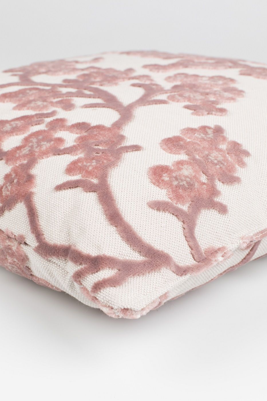 Zuiver - April Pude 45x45 - Rose - Unoliving.com