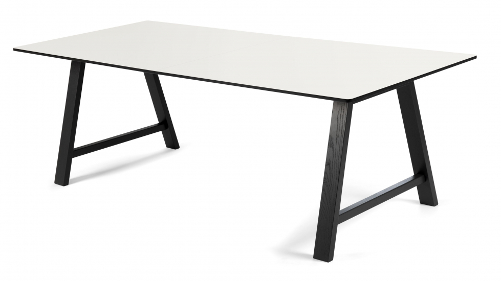 Andersen T1 Spisebord m. udtræk i sort lakeret eg- 180cm